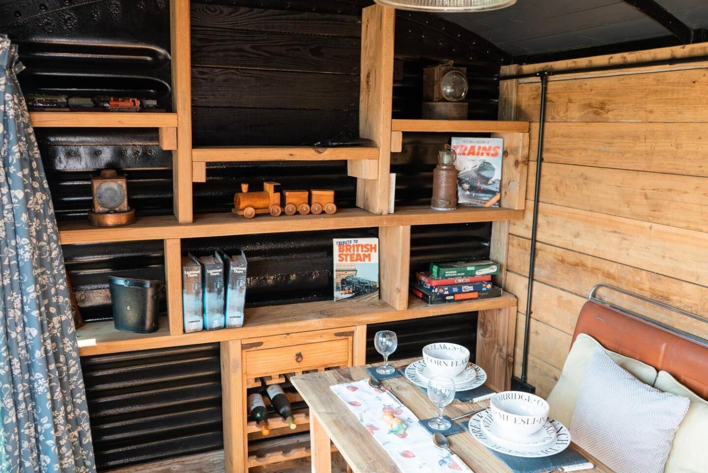 Swallowfield Glamping-Station Master Yeovil Zewnętrze zdjęcie